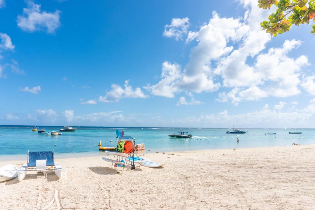 Plage Bleue Beachfront Apartments With Lov Trou aux Biches Kültér fotó