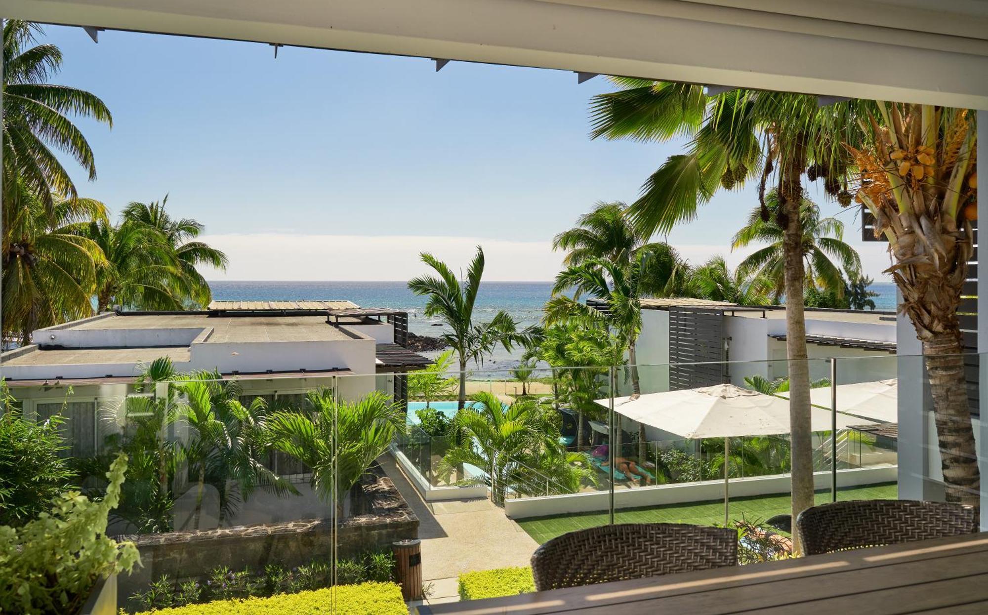 Plage Bleue Beachfront Apartments With Lov Trou aux Biches Kültér fotó